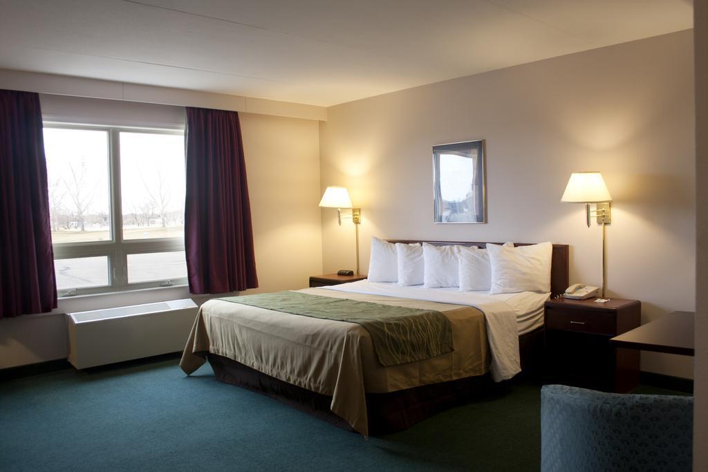 Comfort Inn & Suites Мус-Джо Екстер'єр фото