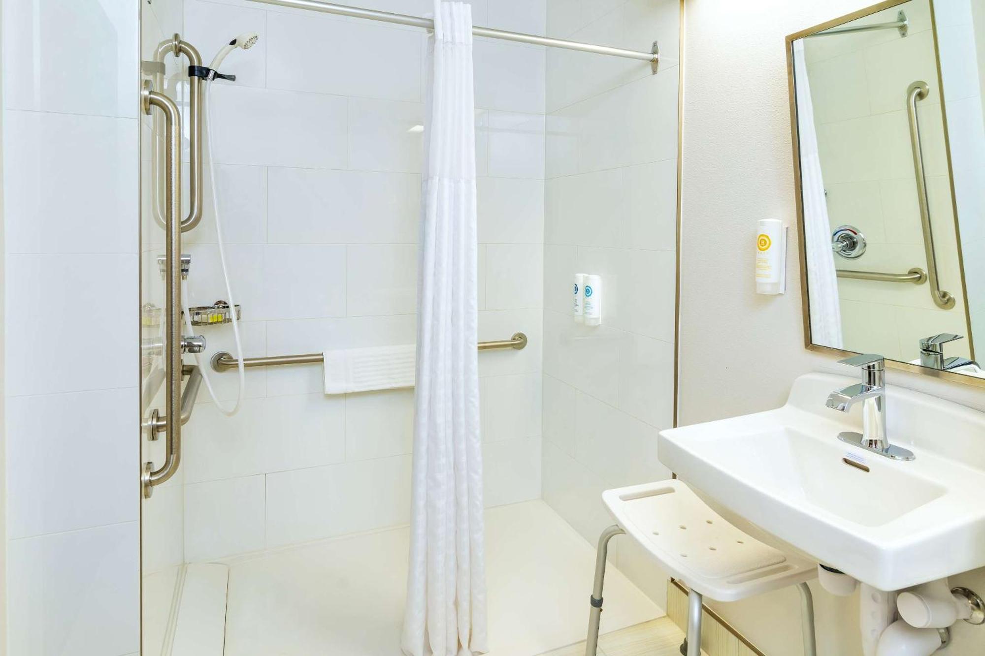 Comfort Inn & Suites Мус-Джо Екстер'єр фото
